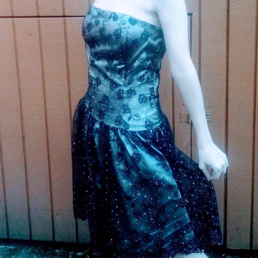 Beautiful Jessica McClintock Prom Dress Size 6